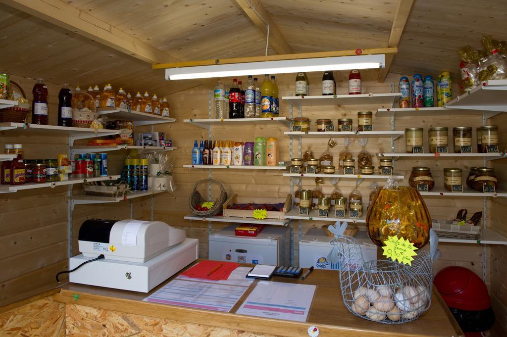 ホテルLe Bourdieu Durfort  エクステリア 写真