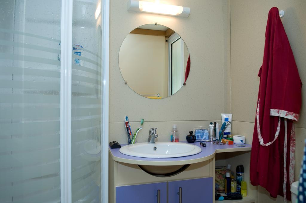 ホテルLe Bourdieu Durfort  部屋 写真